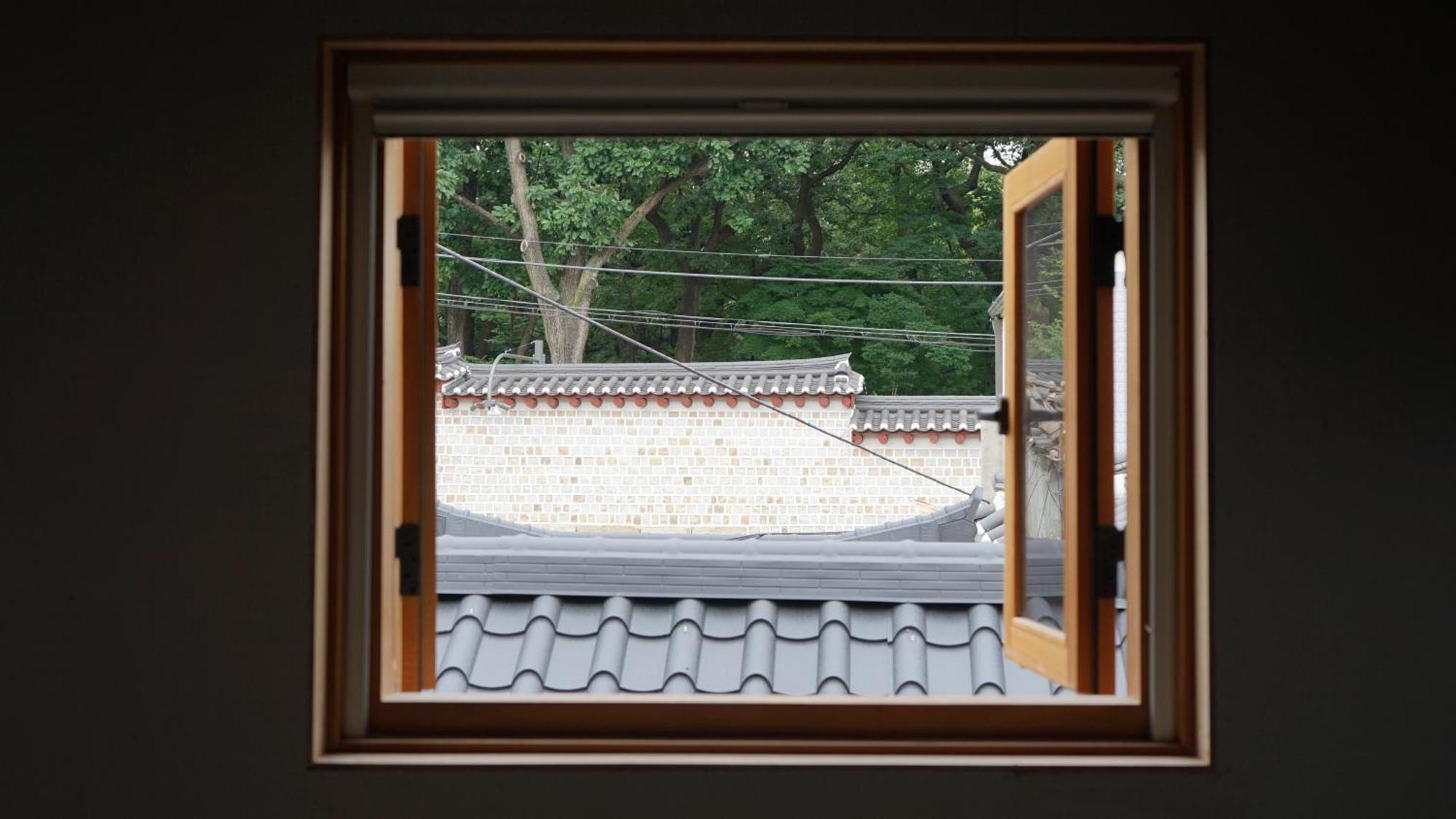 The Korean Traditional Hanok In Downtown Seoul For Convenient Public Transportation - Seoul Ari 외부 사진