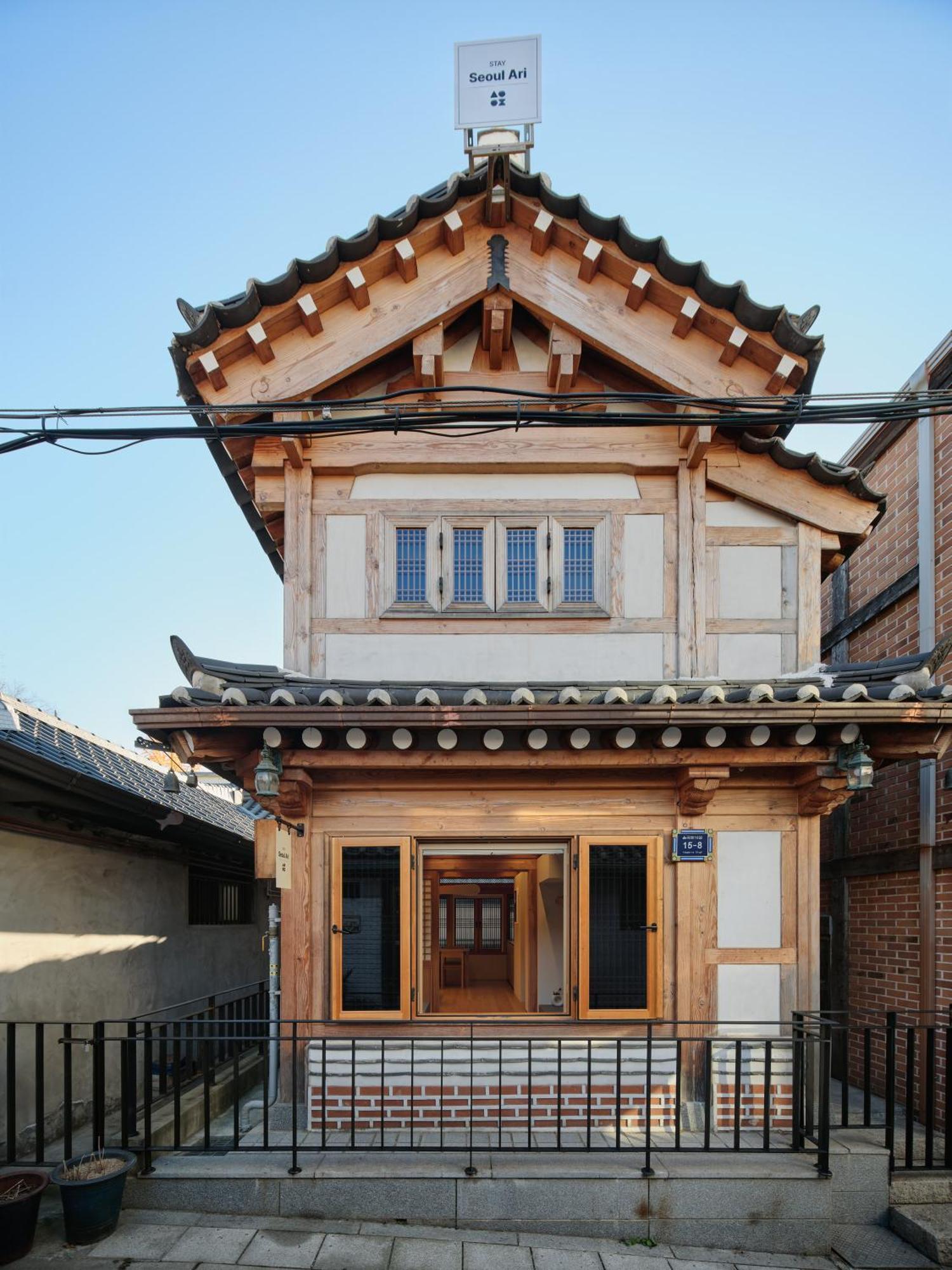 The Korean Traditional Hanok In Downtown Seoul For Convenient Public Transportation - Seoul Ari 외부 사진